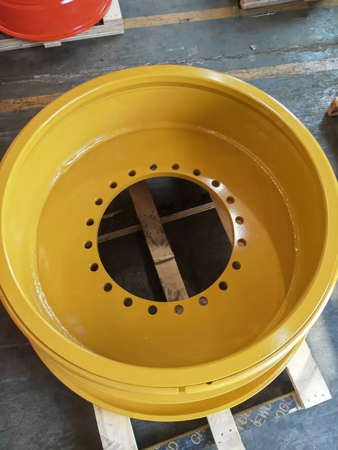 Mining Adt Rdt Dump Trucks Steel Tubeless Wheel Rims Welding 49-17.00/3.5 5PC 35-31.00/4.0 35-27.00/3.5 35-17.00/3.5 57-32.00/5.0 25-10.00/1.5 China Supplier