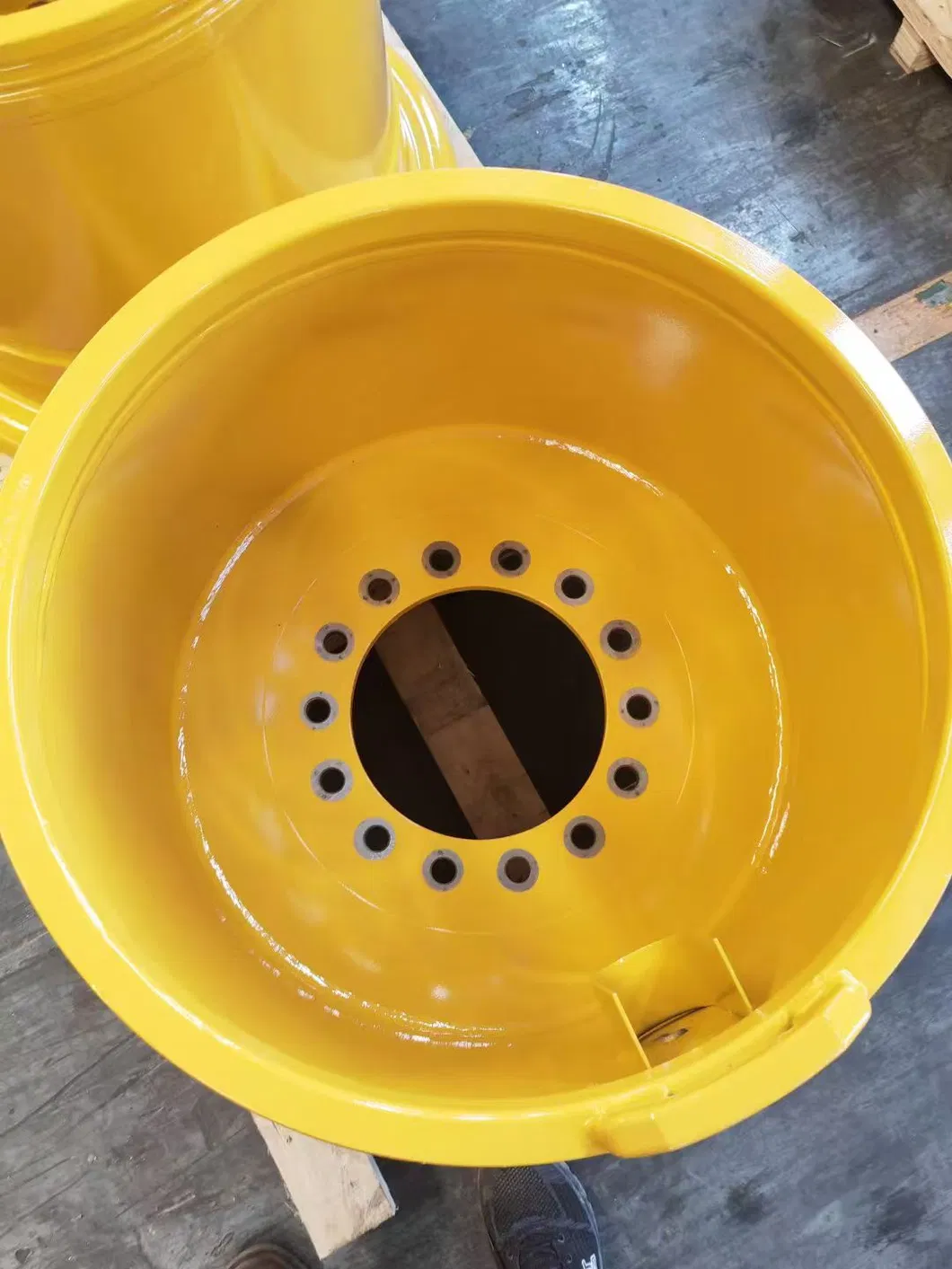 Forklift Rim Test