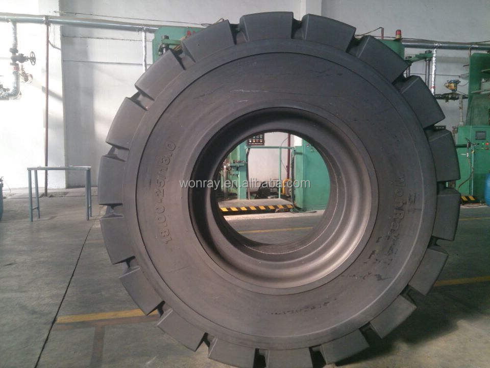 Sell OTR Heavy Equipment Tires Reach Stacker 18.00 - 25/13.00 Solid Tire Wheel