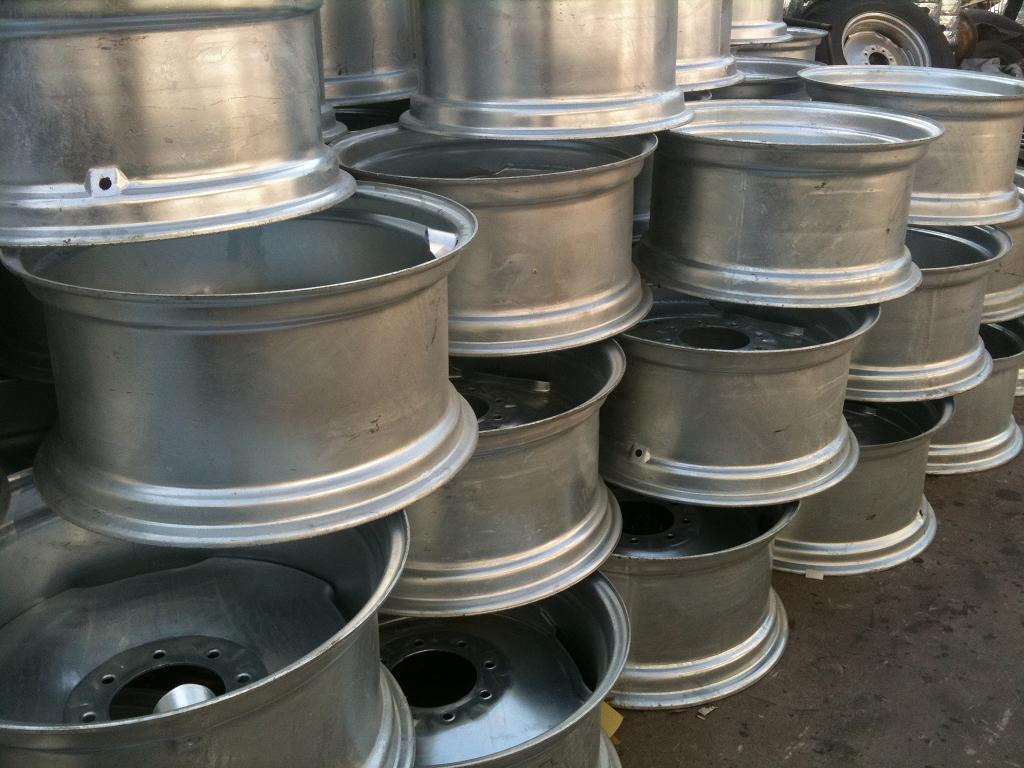 Galvanized Steel Wheel Rim for Pivot Irrigation System (W10X24)