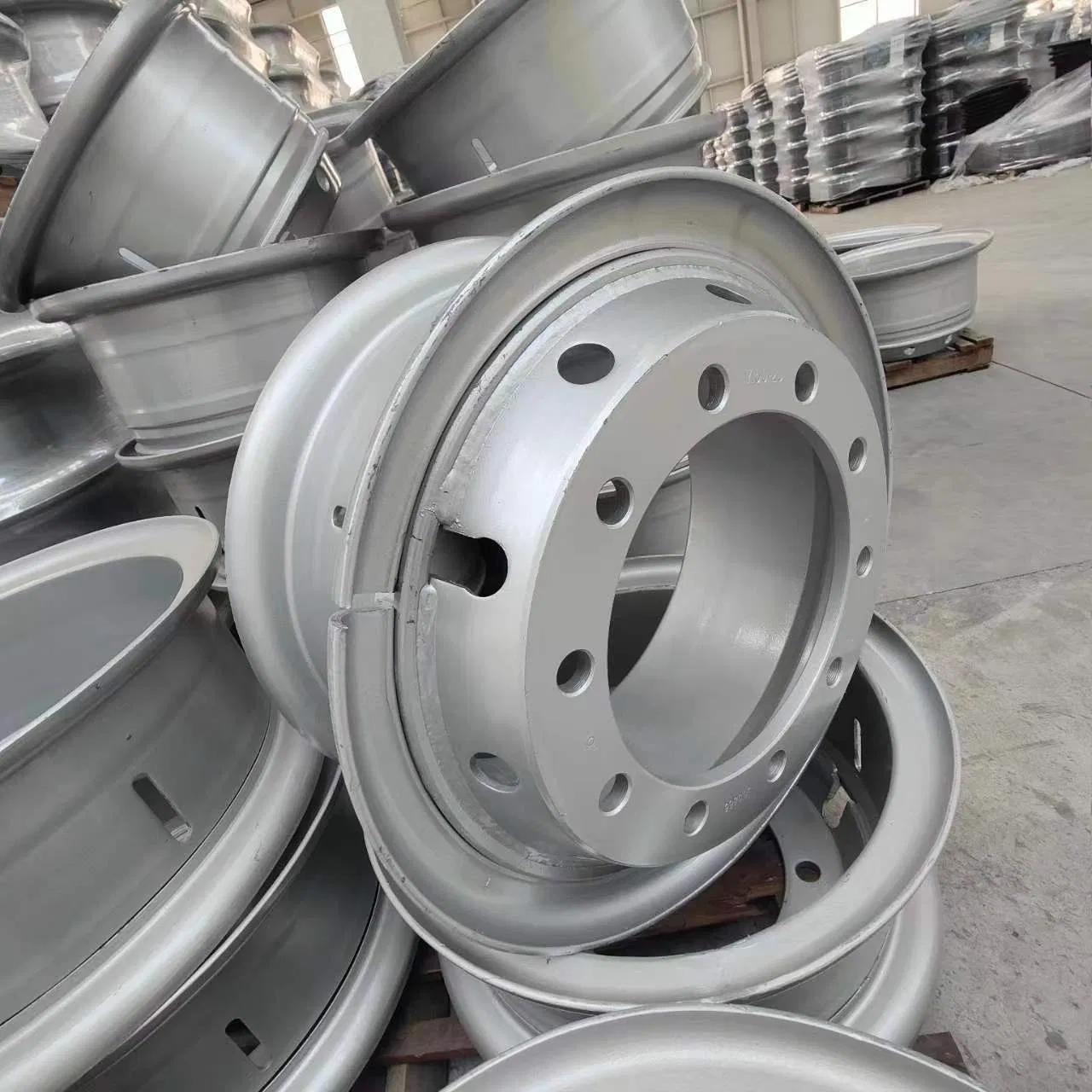 Demountable Wheel Rim 22.5 Inch Truck and Trailer Steel Wheels Sale