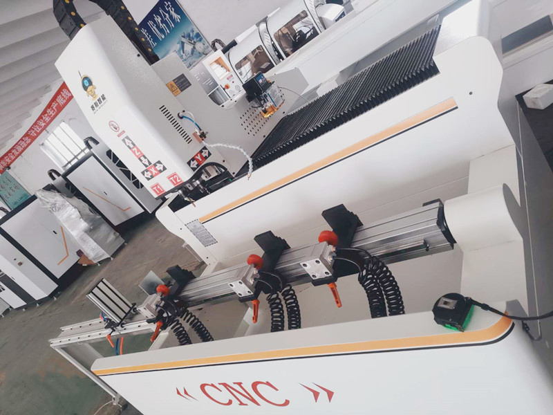 Aluminum Profile Rotary 3 Axis CNC Milling Machine Aluminum Profile Drilling Milling Machine