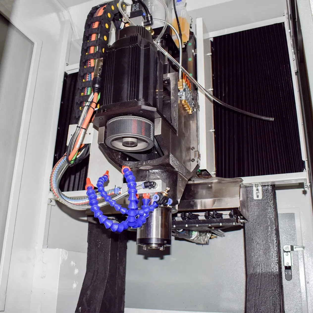 Szgh CNC Router Engraving Milling Machine for PCB Wood Holes CNC Router Aluminum Making Machine