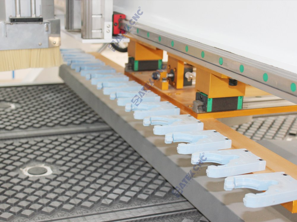 Multifunction 2130 Atc Woodworking CNC Router Machine Atc CNC Router with Auto Tool Changer 2100X3000mm