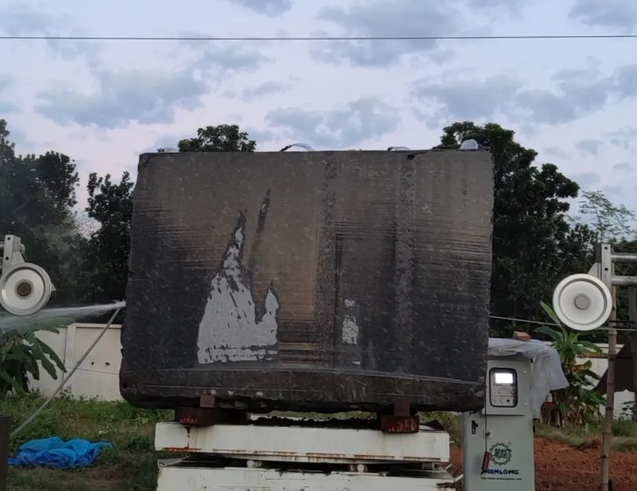 Stone Profiling Machine 6