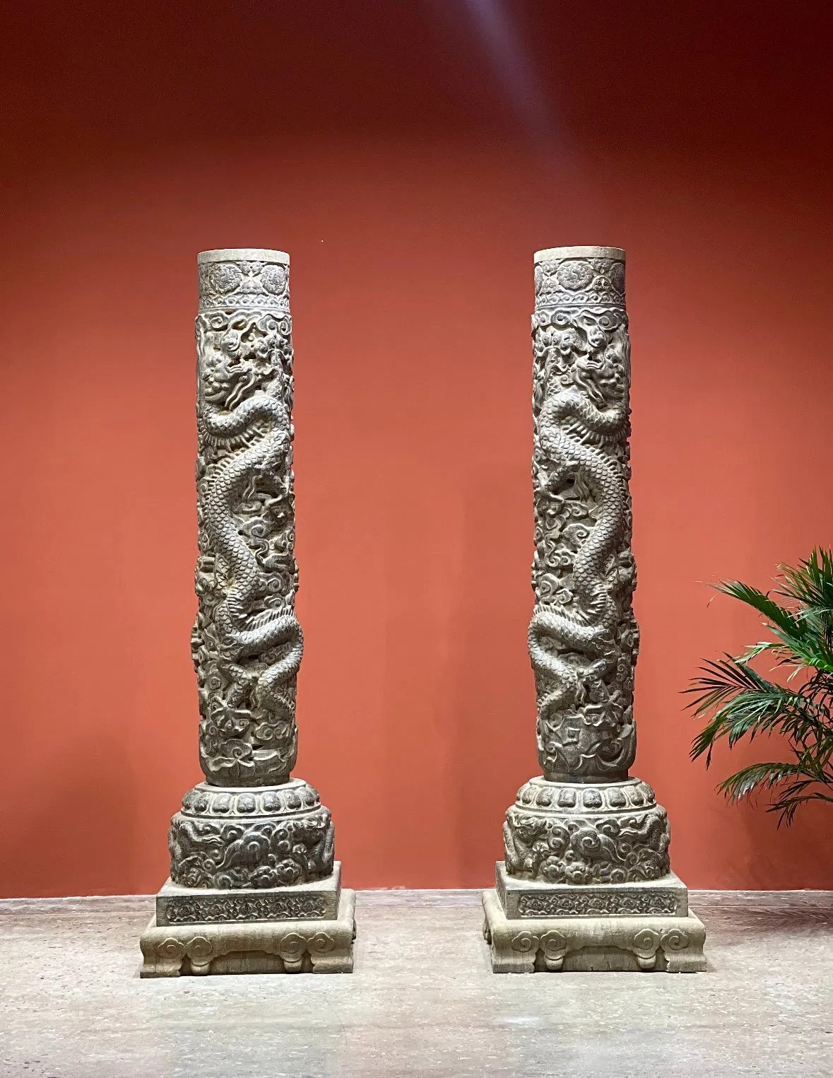 Automated Stone CNC Router Carving Machine Multi Heads Carved Granite Marble Cylinder