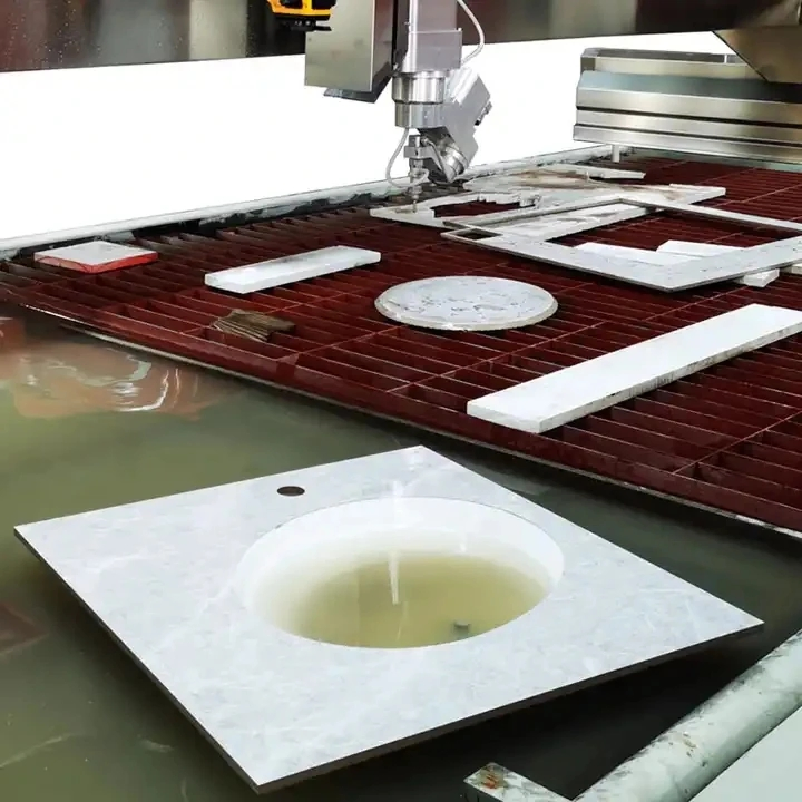 2026 Bcmc 3 Axis 5 Axis Stone Cutting Machine High Pressure Waterjet Cut 60 Degrees Angle with Water Abrasive CNC Water Jet Cutting Machine for Marble