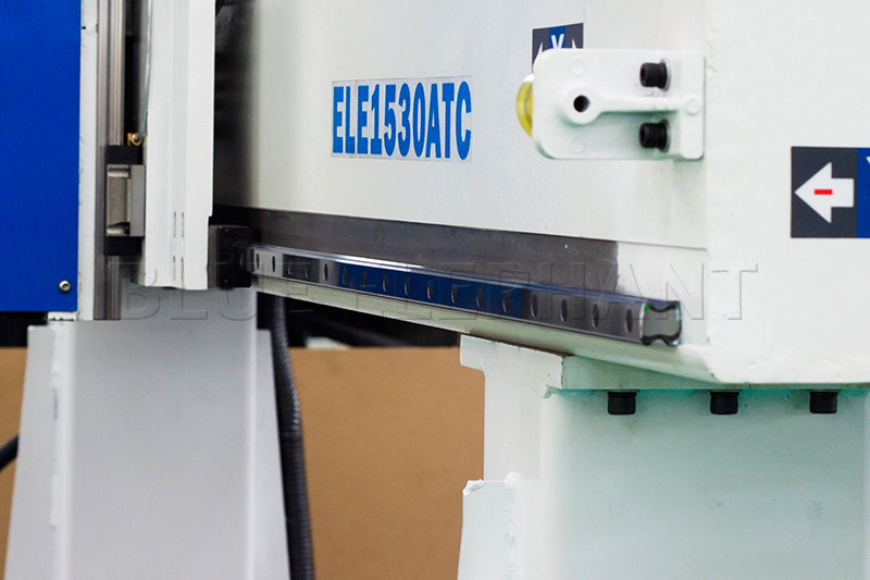 Factory Direct Supply Atc CNC 1530 Router Cutting Machine 4 Axis Linear Type Auto Tool Changer Taiwan Control System for Sale in Romania