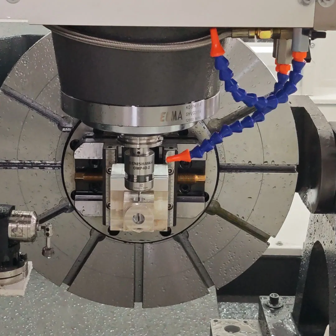 Du5-500 Reliable 5-Axis Vertical Simultaneous Machining Center in Strict Quality Standard Via B/C Axis