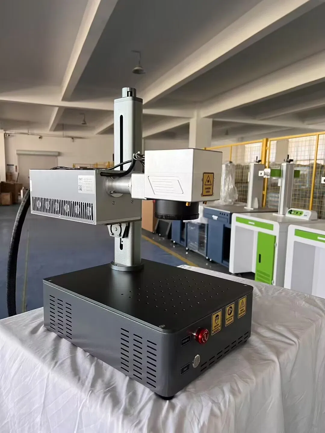 Auto Focus Mini 5W UV Laser Printing Machine for Glass PCB Pet Plastic 10W UV Engraver with 4 Lens Options D80 Rotatory