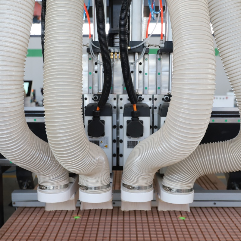 Four-Process Multi-Head CNC Woodworking Carving Machine Used for Making Wooden Furniture