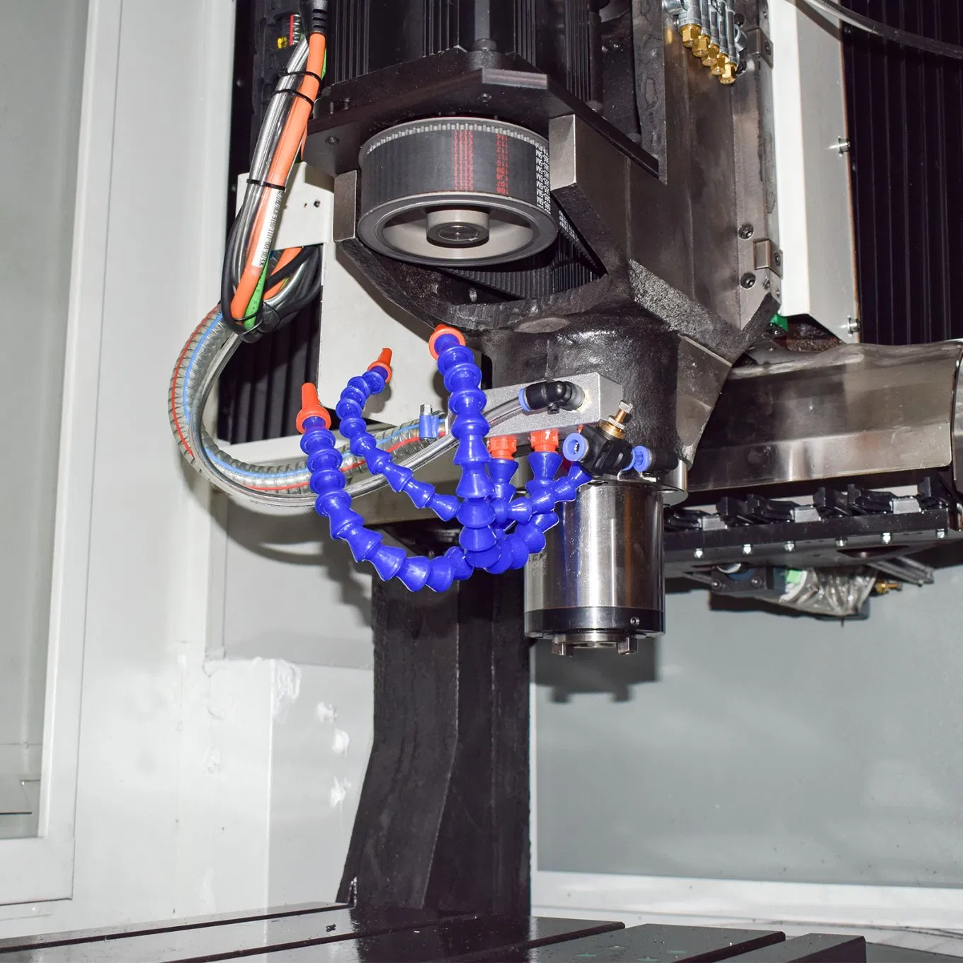 Szgh CNC Router Engraving Milling Machine for PCB Wood Holes CNC Router Aluminum Making Machine