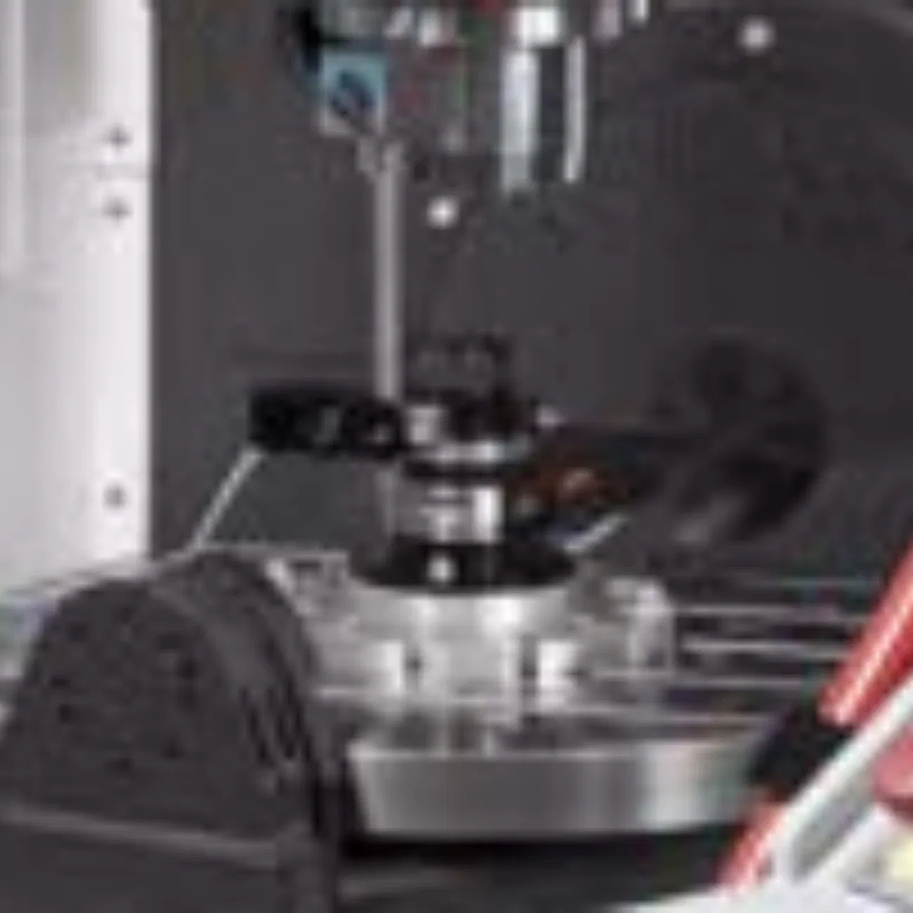 Five-Axis Low Noise Simultaneous CNC Machining Center for Carbon Fiber Drone Frames