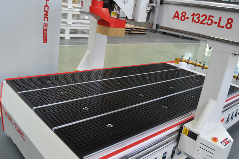 Professional 4 Axis CNC Router A8-1325 Atc 3D Rotary Engraving with Auto Tool Changer and High-Speed AC Servo Motor for Woodworking PVC ACP MDF etc