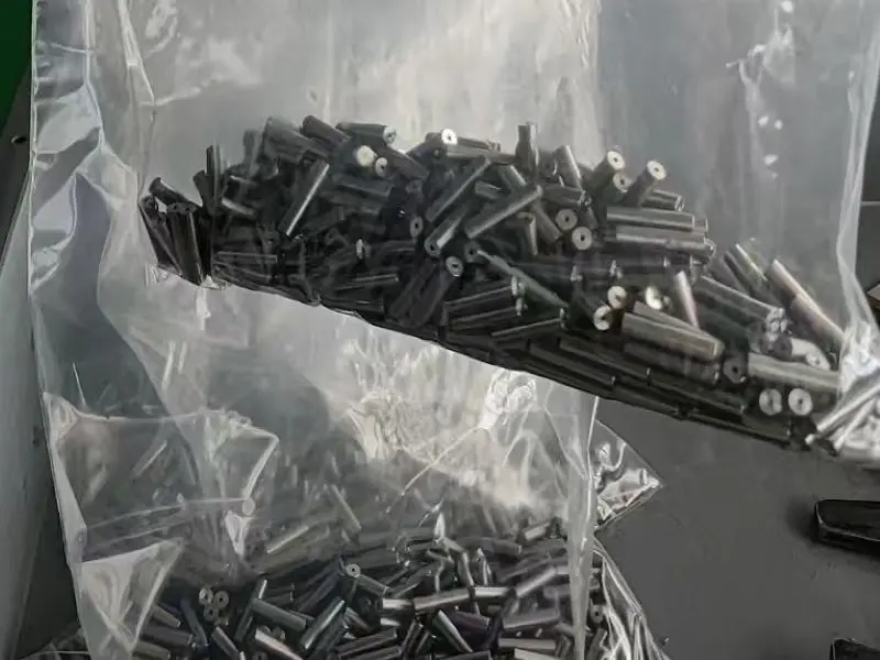 Titanium cannulated bars