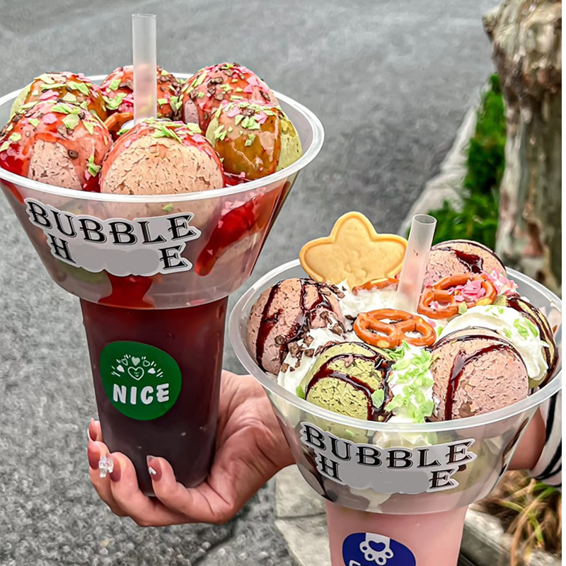Factory Wholesale 600ml 700ml Disposable Snack Plastic Cup Milk Tea Fruit Salad Plastic Cup With Lids And Straws