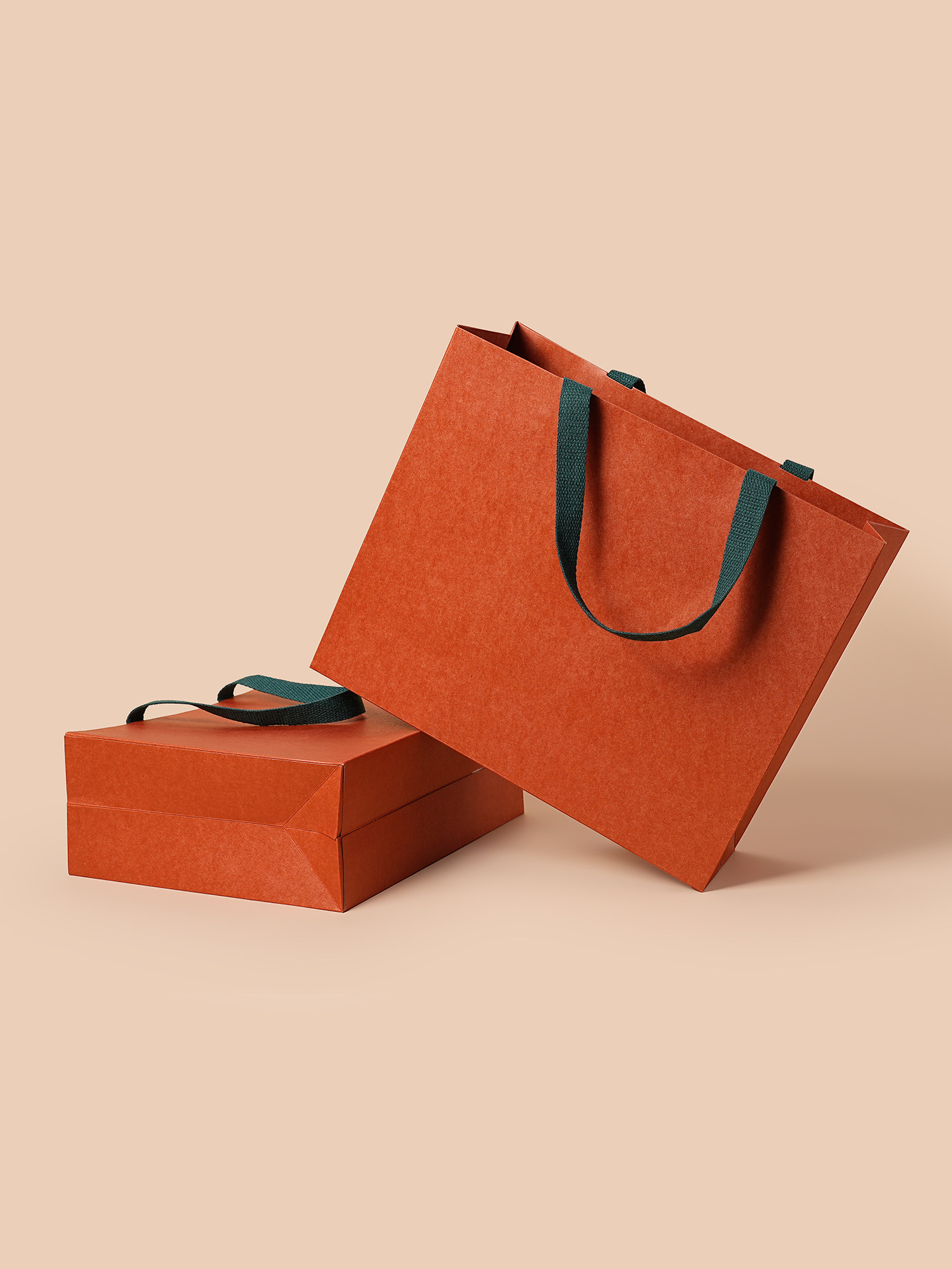 Kraft Paper Gift Shopping Bag-Portable Specialty Holiday Packaging for Business &amp; Shopping Use Enterprise Customization