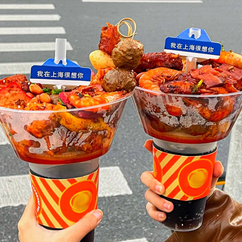 Factory Wholesale 600ml 700ml Disposable Snack Plastic Cup Milk Tea Fruit Salad Plastic Cup With Lids And Straws