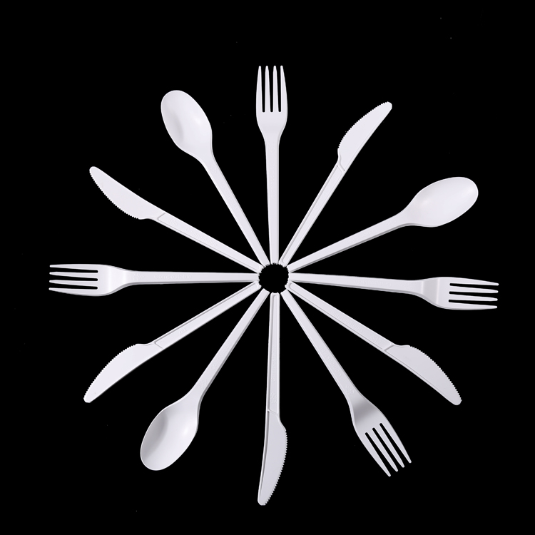 Lead with Sustainability Using Our 100% Biodegradable CPLA Cutlery Spoons, the Ideal Choice for Green Food Service.