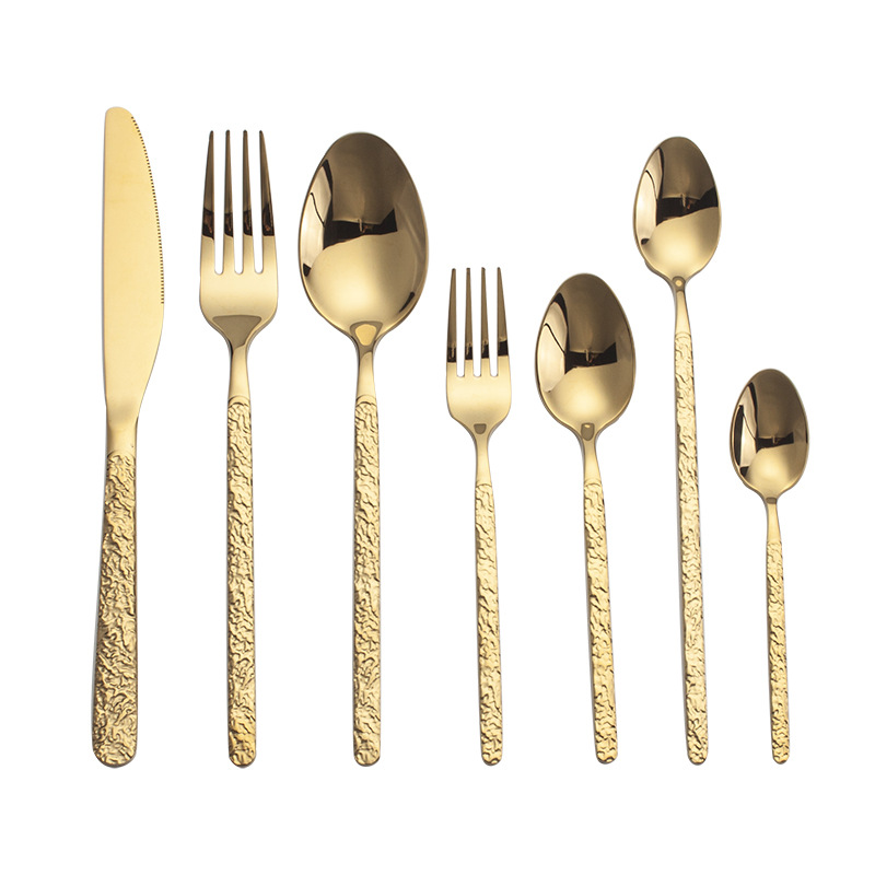 Creative Court-style Embossed Vintage Stainless Steel Gold Cutlery Set Mirror-polished Golden Flatware Set for Wedding