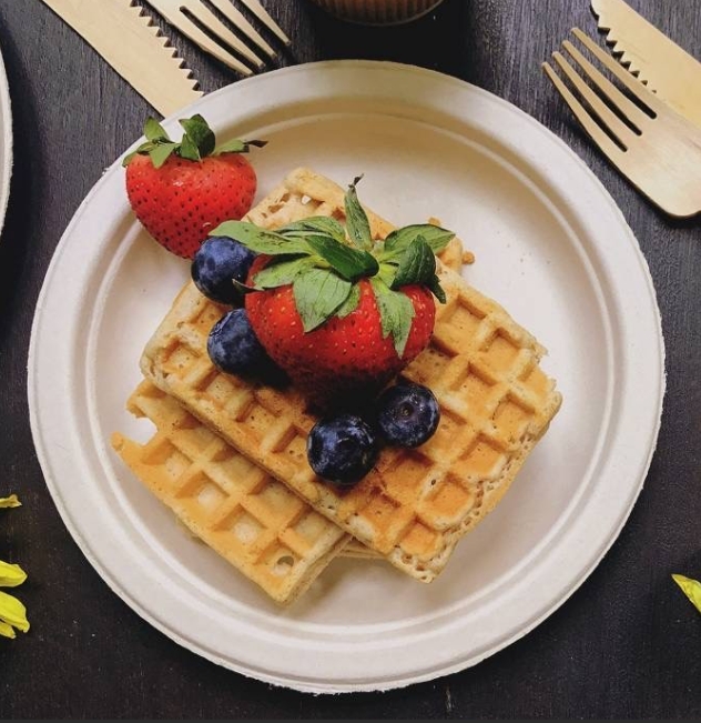 Eco-Friendly Plant-Based Compostable Sugarcane Bagasse Fiber Pulp Disposable Tableware Salad Bowls Plates Paper Tray Packaging