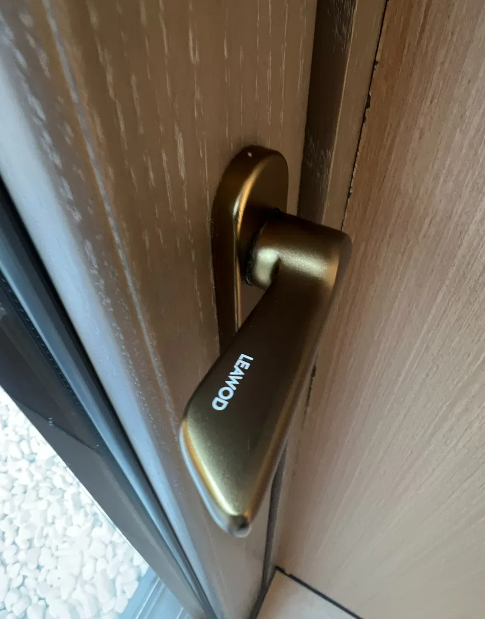 Estrutura da porta