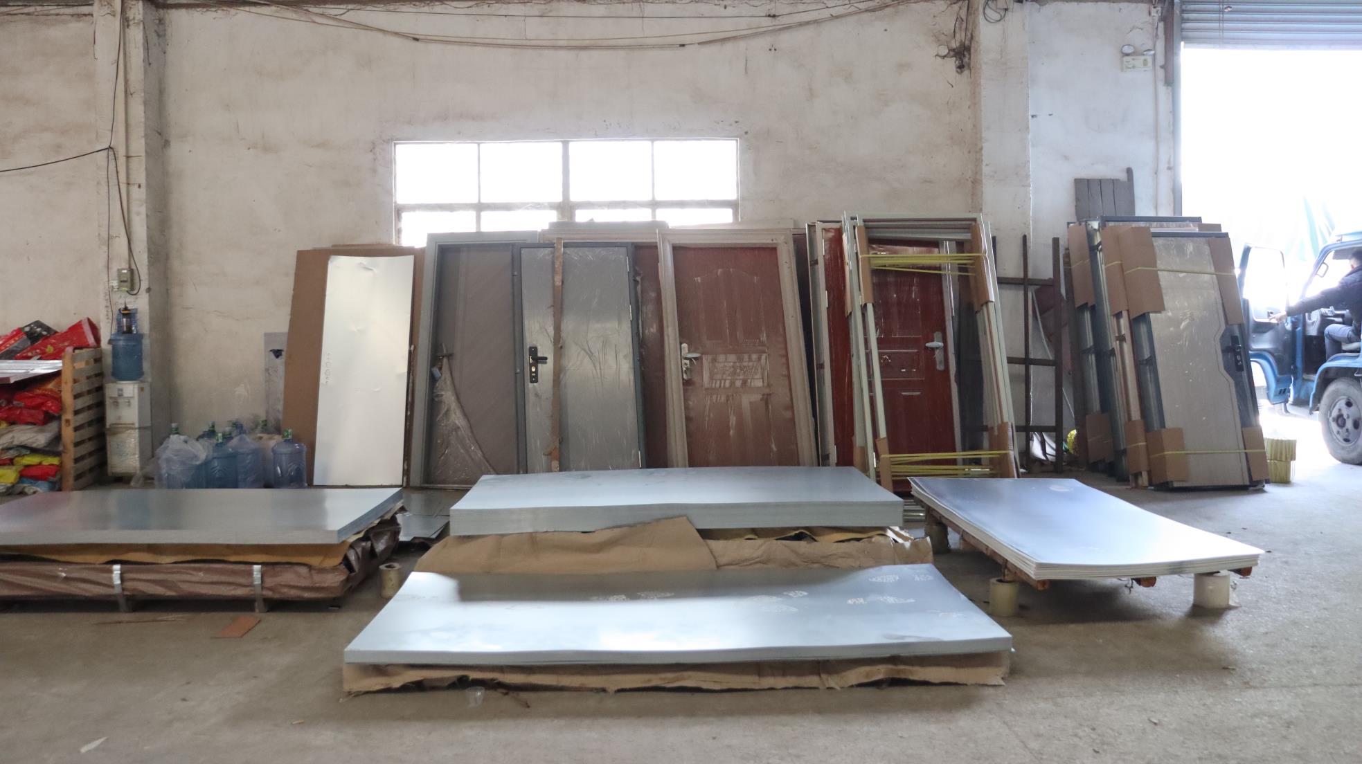 Matérias-primas de alta qualidade utilizadas na fabricação de portas Puerta Door