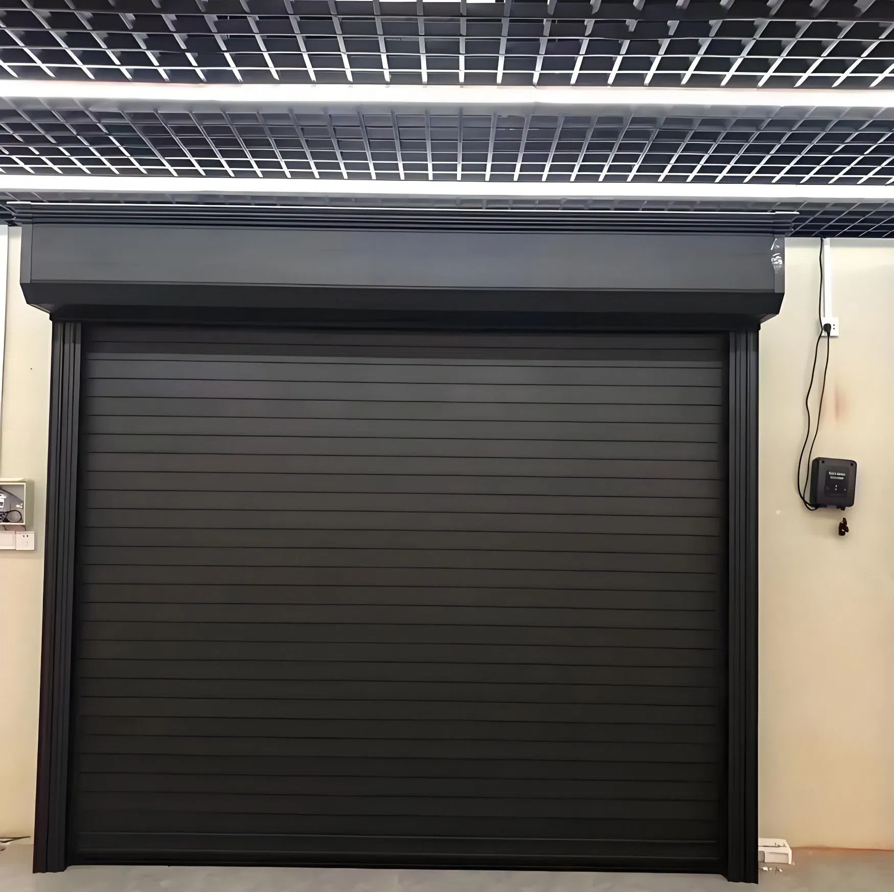Soluções de Portas de Rolo Resistentes ao Fogo em Aço Inoxidável de Alta Resistência