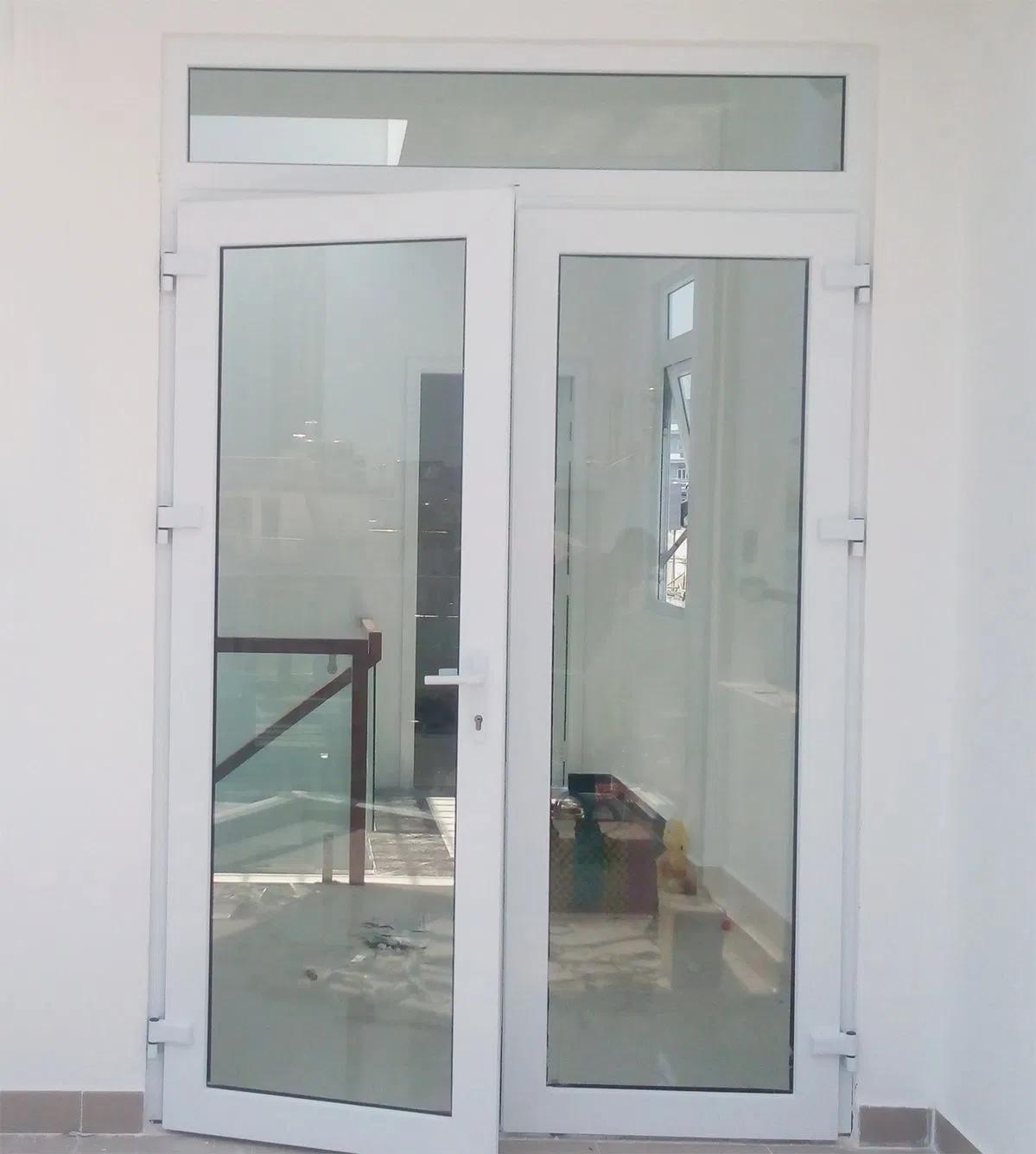 Porta Francesa de Casamento em UPVC/ PVC/ Vinil Plástico com Vidro Temperado Claro de Dupla Camada em Design Moderno