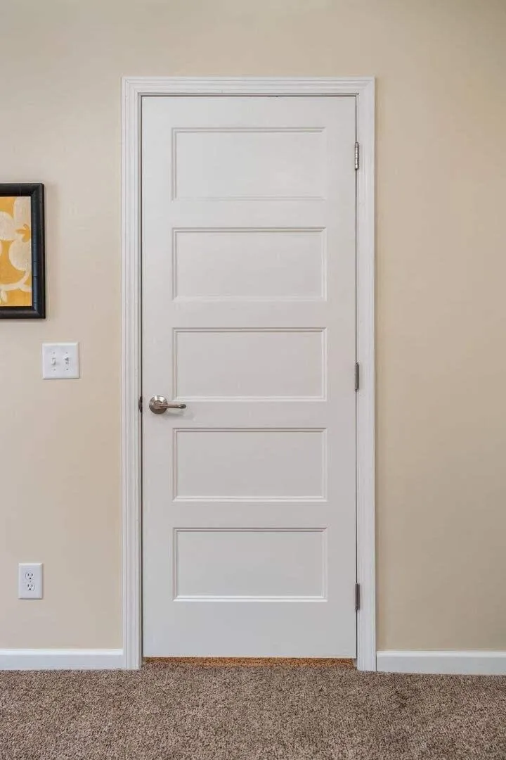 Porta Detalhe 5