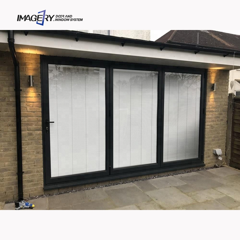 Porta Bifold de Vidro de Alumínio com Quebra Térmica, Eficiente em Energia, para Uso Comercial em Pátio, de Alta Resistência