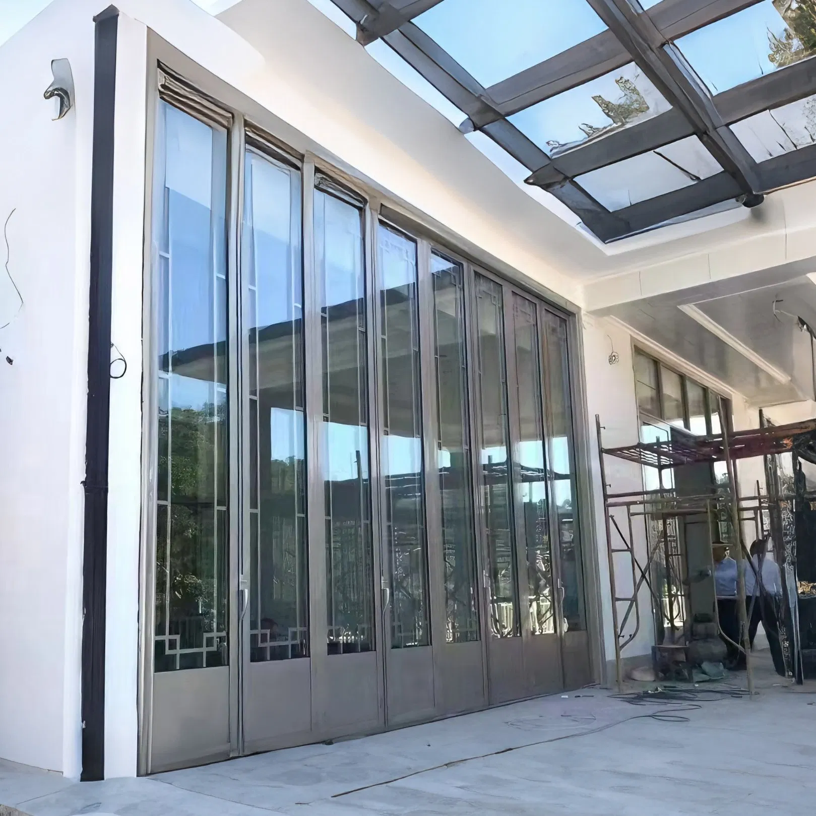 Portas Dobráveis de Alumínio Premium para Espaços Elegantes