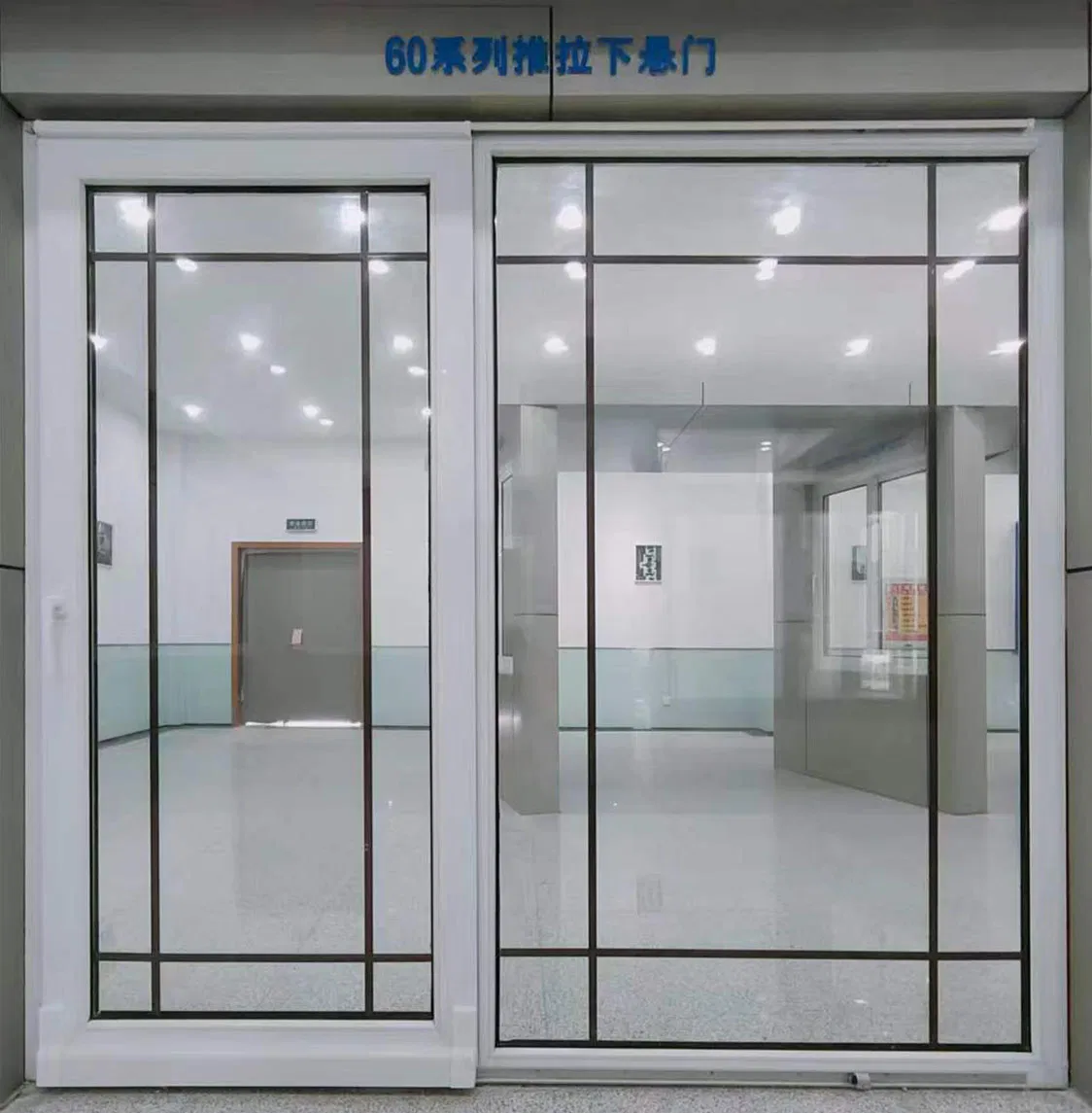 Portas Deslizantes Modernas em PVC/UPVC Estilosas com Opções de Vidro Personalizáveis