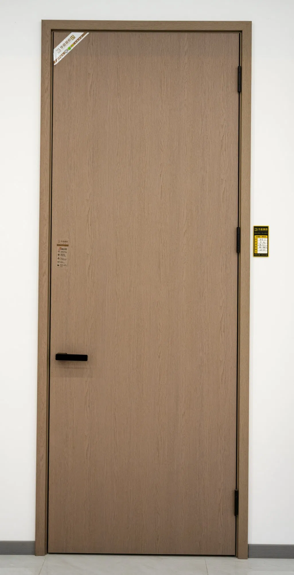 Fornecedor de alta qualidade da China, porta composta de madeira ecológica personalizada e à prova de som para hotel, hospital, casa e quarto
