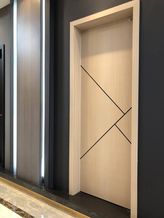 Porta de madeira interior moderna de hotel, acústica e à prova de som, em WPC, para apartamentos e casas