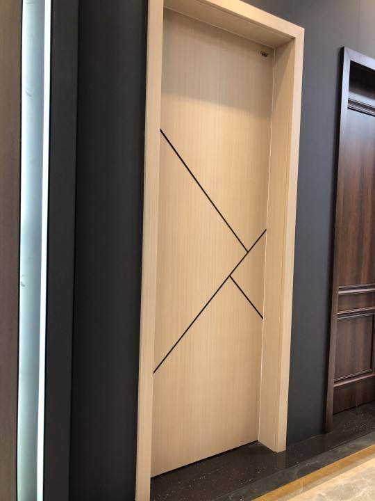 Porta de madeira interior moderna de hotel, acústica e à prova de som, em WPC, para apartamentos e casas