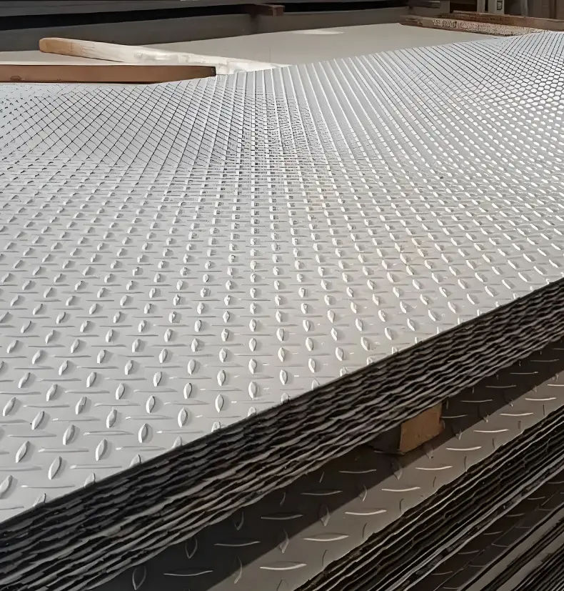 Hot Rolled Carbon Steel Checkered Plate Tear Drop Pattern Galvanized Checker Plate Sheets