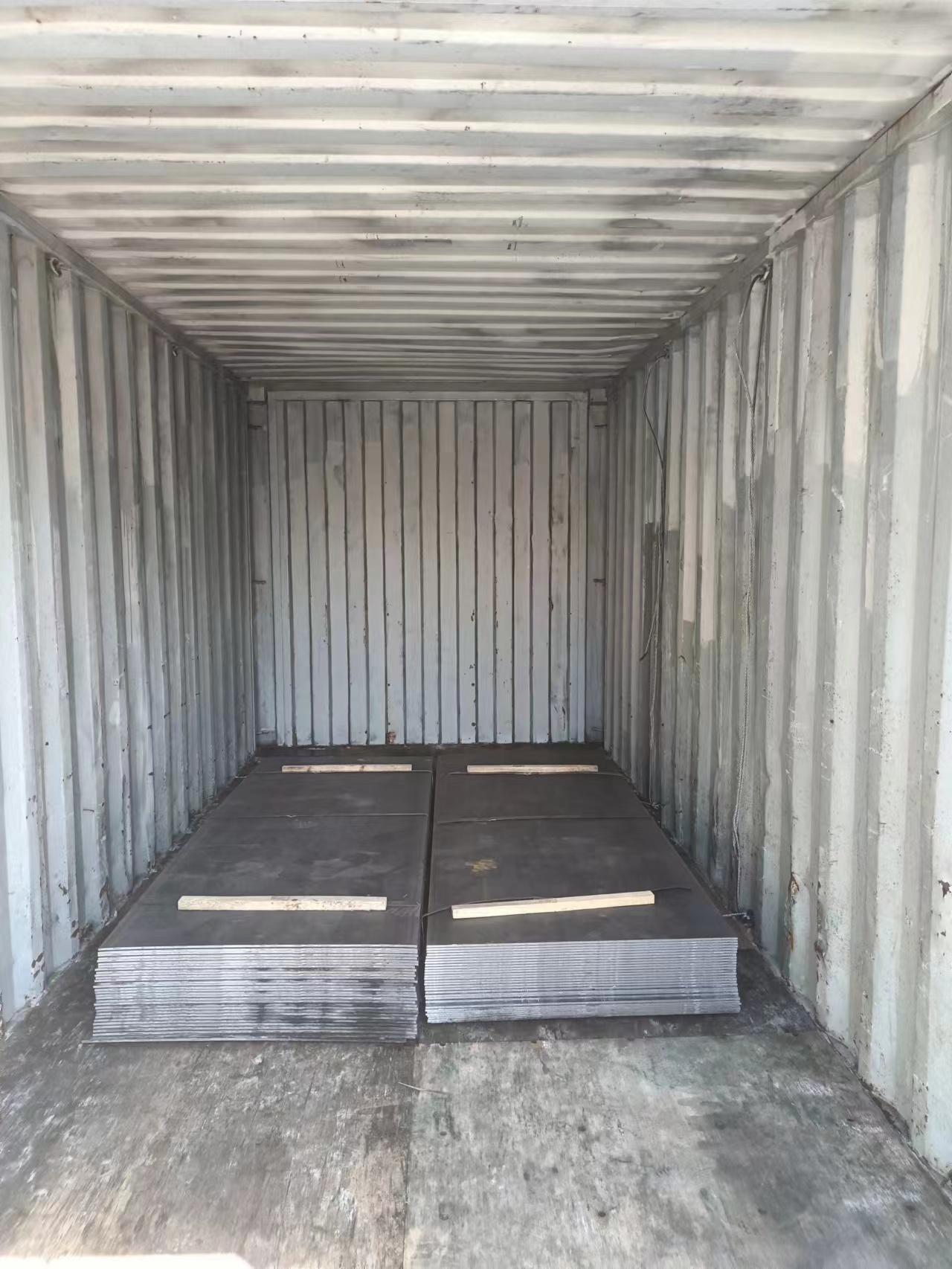 Loading and Delivery