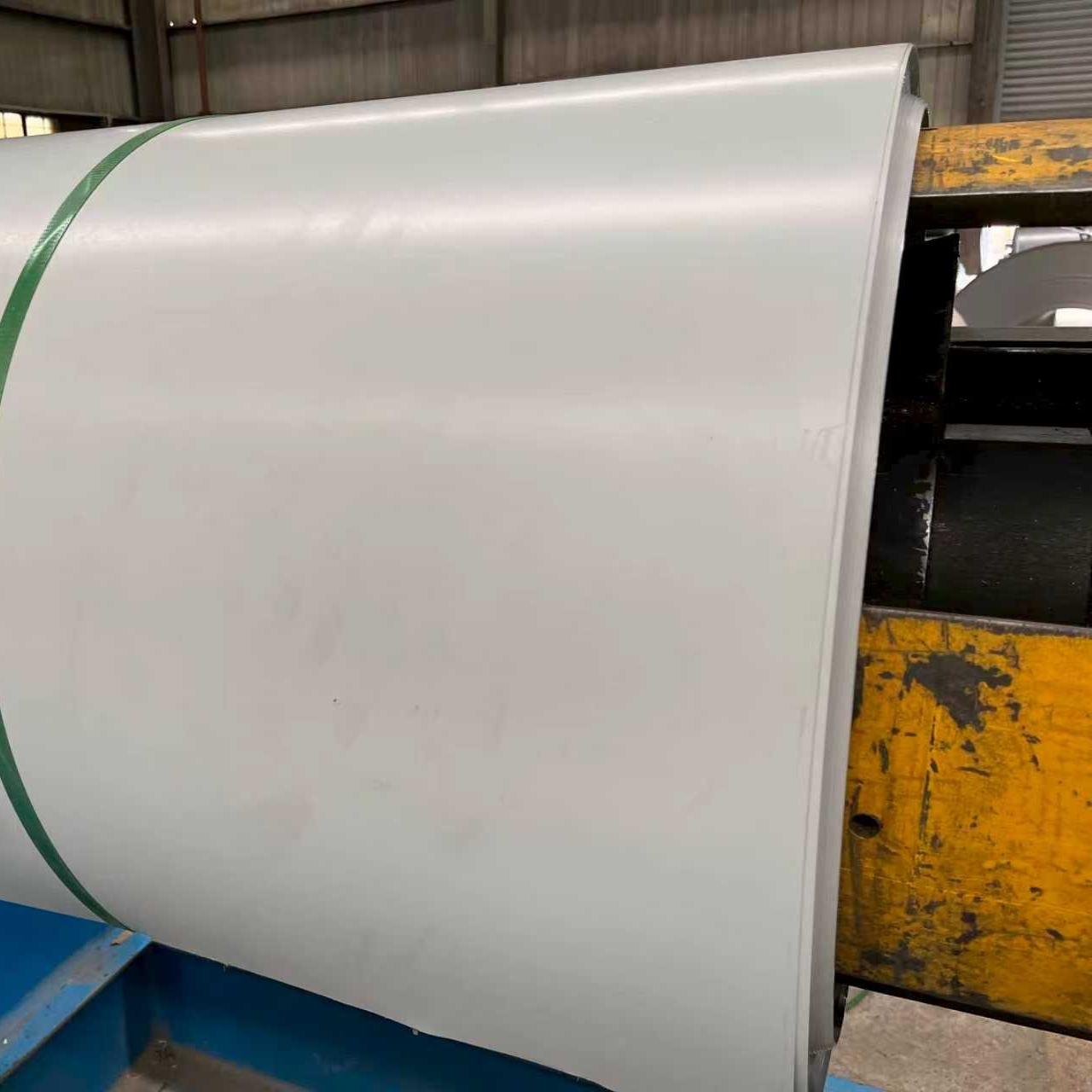 High-quality Prepainted Steel Coil Sheet G300 RAL1024 Ochre Yellow BAOSTEEL Color-coated Printed Steel Sheet