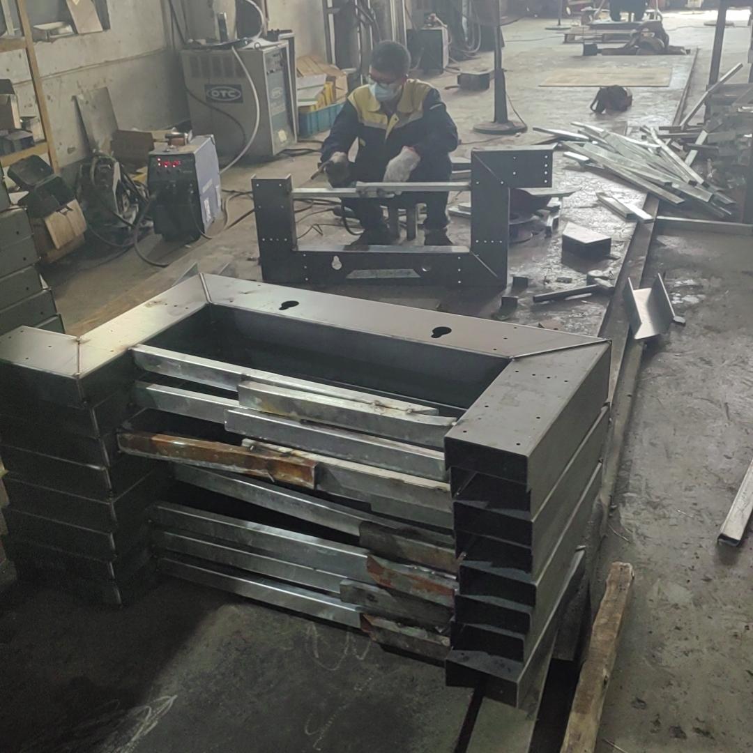 Custom Large Steel Structure Laser Cutting Bending Welding Hot-Dip Galvanized Components Sheet Metal Fabrication Service