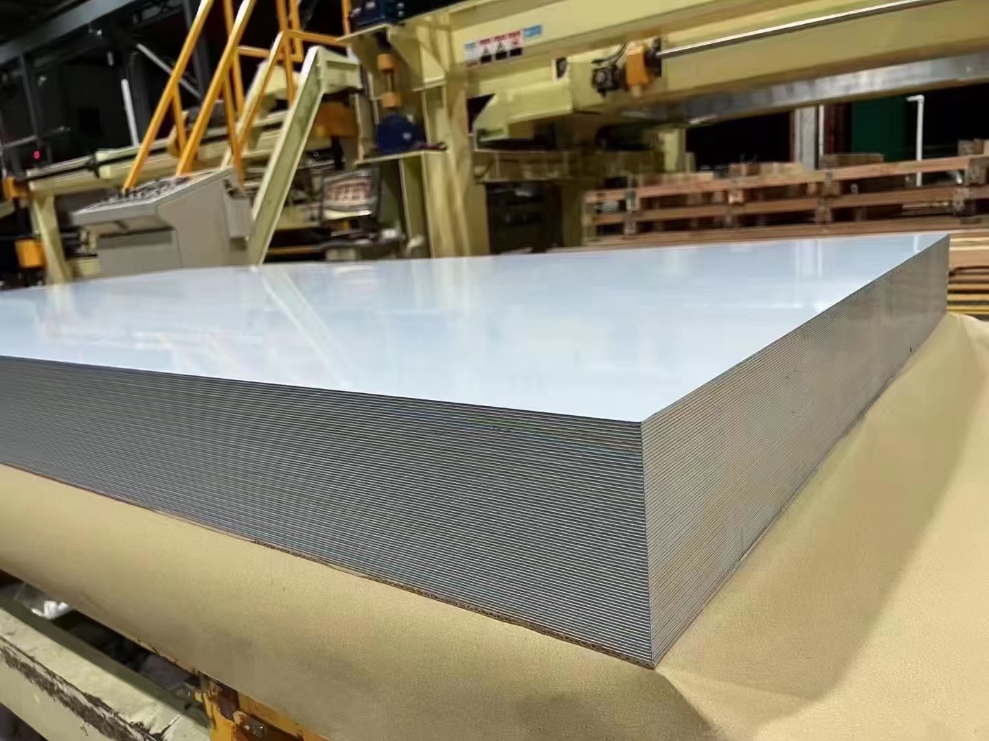 China OEM Supplier High Quality 300 Series Cold Rolled 304/304L Stainless Steel Sheet-1.5mm 1.6mm 3mm 4mm Thickness