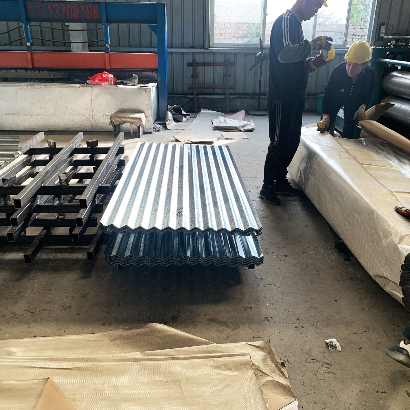 0.4mm Galvanized Corrugated Sheet Corrugated Steel Sheet Metal Roofing Sheets