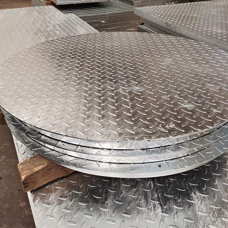 Factory Price 2mm 3mm 5mm 6mm Steel Checker Plate Mild Steel Hot Dipped Galvanized Steel Checkered Plate