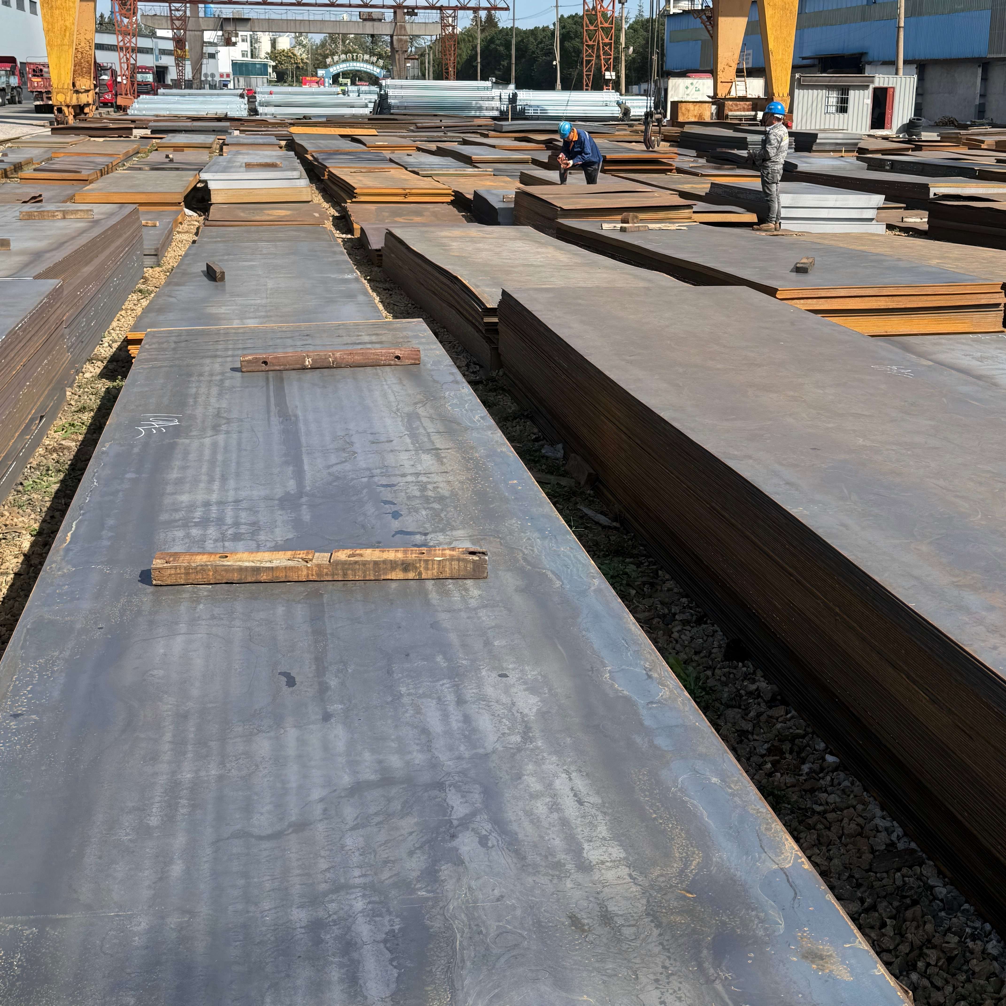 Manufacturer Directly Best Selling ASTM Q235B/Q345/Q345B Hot Rolled Coated Carbon Steel Plate 2mm 3mm Thick Welding Cutting
