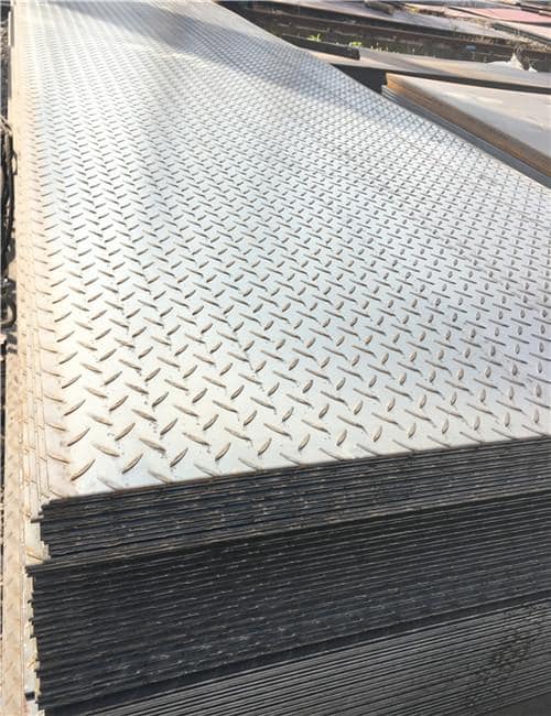 Black Mild Steel Checkered Plate 14 Gauge Carbon Metal Sheets 4x8 ASTM A36 A283 GR.C A572 Ss400 Iron Plate Diamond Sheet