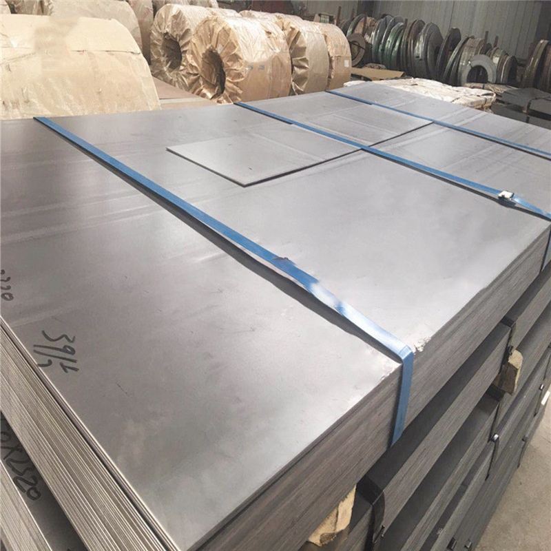 Galvanized Steel Sheets/plates - Hot-dip Galvanized, Suitable for the Construction and Automotive Industries.