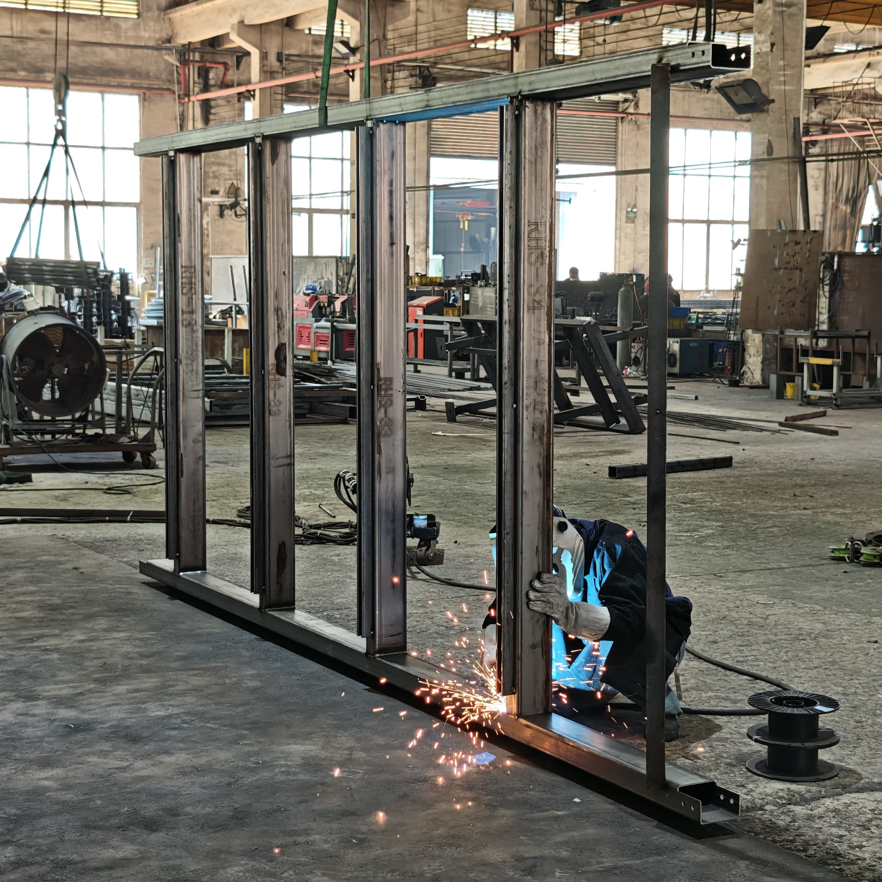 Custom Large Steel Structure Laser Cutting Bending Welding Hot-Dip Galvanized Components Sheet Metal Fabrication Service