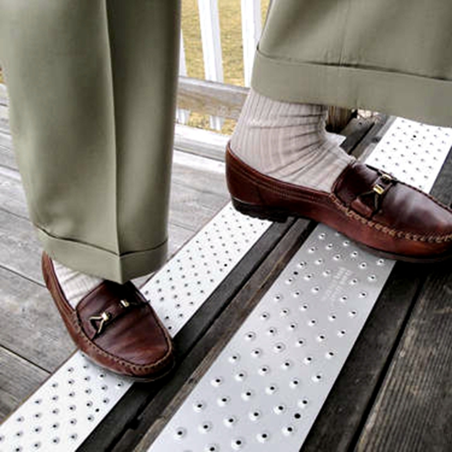 Perforated Steel Floor Decking Sheet for safety Walkway
