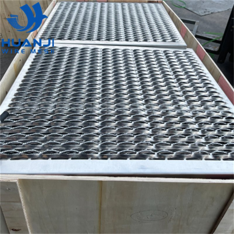 Stainless Steel Perforated Sheet Plank Grating Crocodile Teeth Anti-Skid Plate