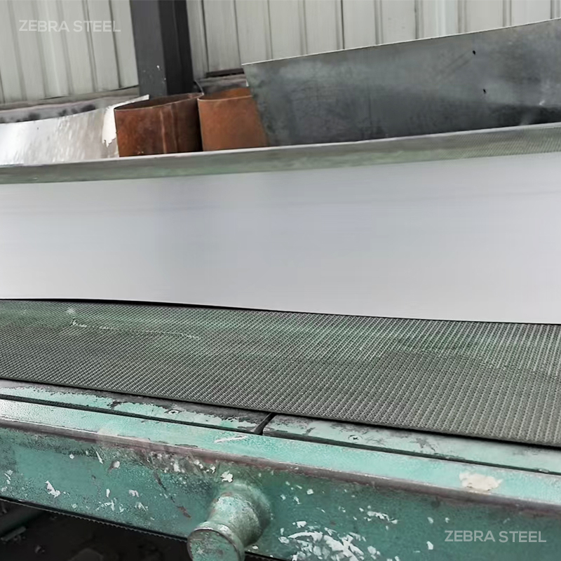 Large-Format Building Cold Rolled Steel Sheet 0.5-1.0mm Thickness Superior Flatness